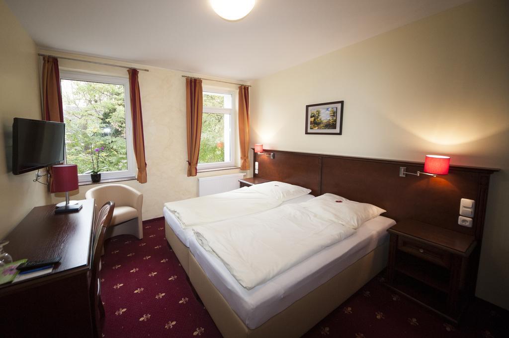 Hotel Medaillon Magdeburg Exterior foto